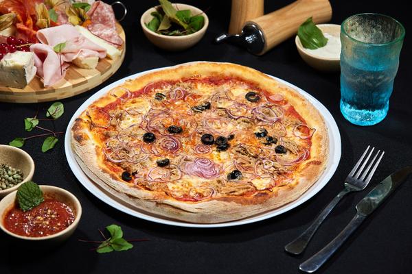 Pizza Tonno e Cipola